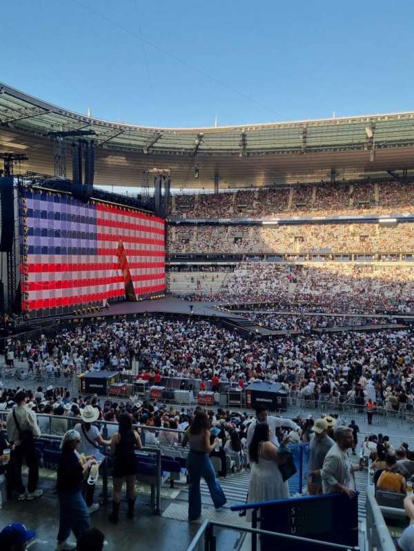 Stade de France, section: T3, row: 31, seat: 03