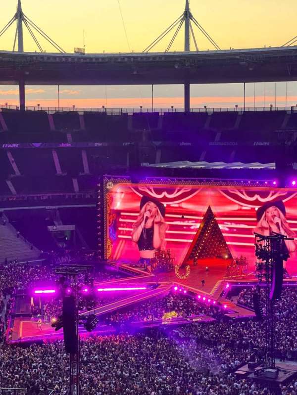Stade de France, section: B2, row: 70, seat: 28