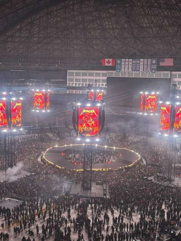 Rogers Centre, section: 520, row: 16, seat: 4