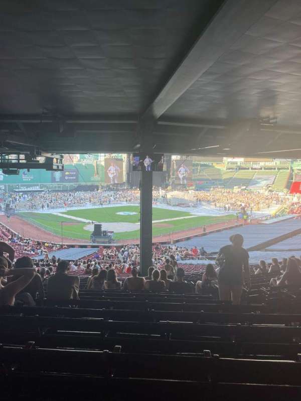 Fenway Park, section: Grandstand 20, row: 17, seat: 4