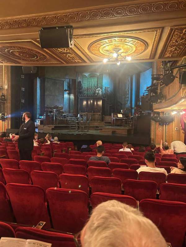 Walter Kerr Theatre, section: Orchestra R, row: Q, seat: 20