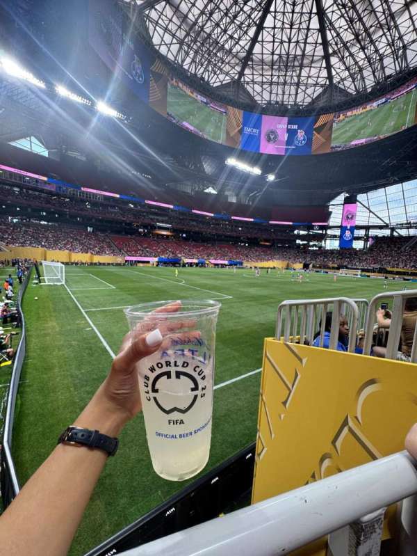 Mercedes-Benz Stadium, section: 115, row: 11, seat: 4