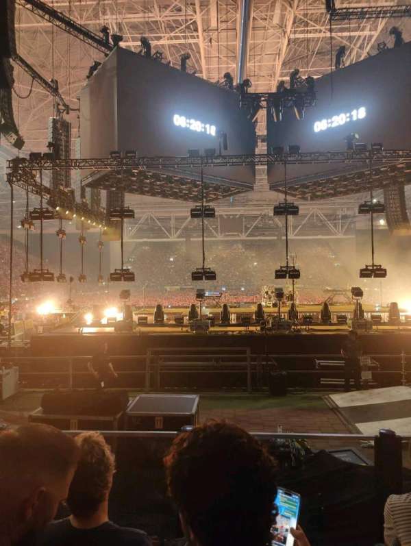 Gelredome, section: 127, row: 3, seat: 87