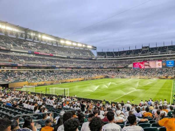 Lincoln Financial Field, section: 132, row: 28, seat: 17