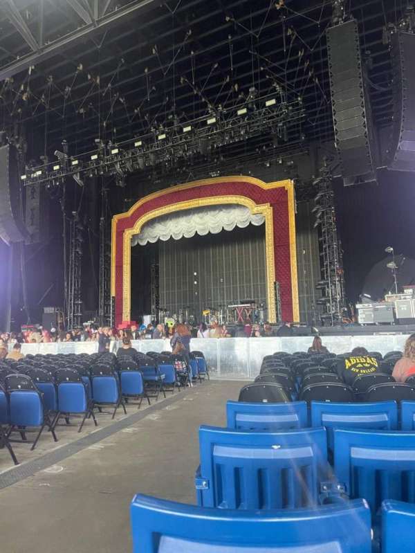 Cascades Amphitheater, section: 101, row: T, seat: 36