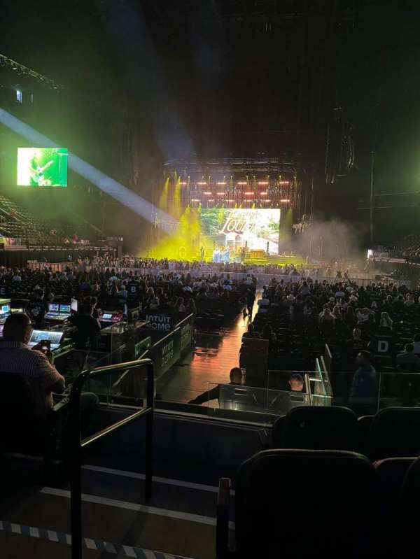 Intuit Dome, section: Main 32, row: 1, seat: 8
