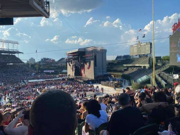 Wrigley Field, section: 231, row: 22, seat: 21