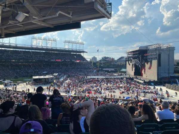 Wrigley Field, section: 231, row: 22, seat: 21
