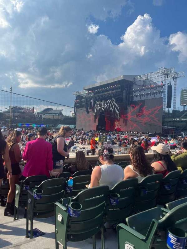 Wrigley Field, section: 30, row: 11, seat: 18