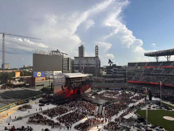 Truist Park, section: 335, row: 13, seat: 16