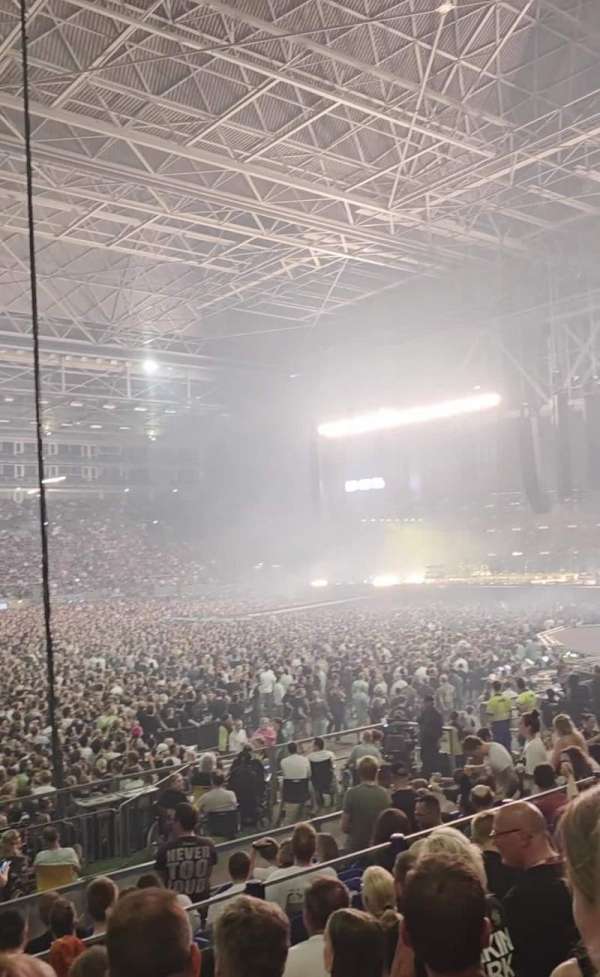 Gelredome, section: 119, row: 6, seat: 148