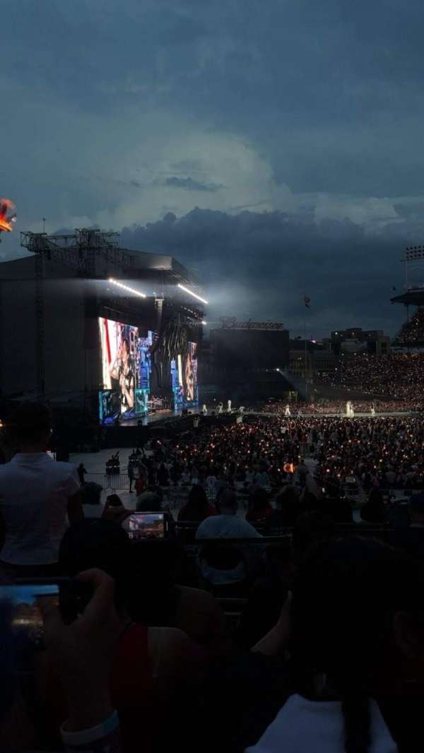 Wrigley Field, section: 202, row: 4, seat: 8