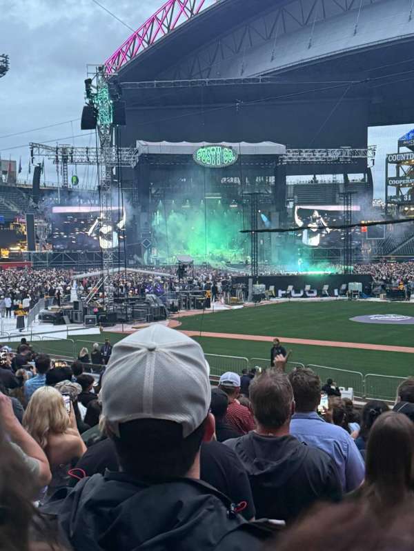 T-Mobile Park, section: 134, row: 25, seat: 2
