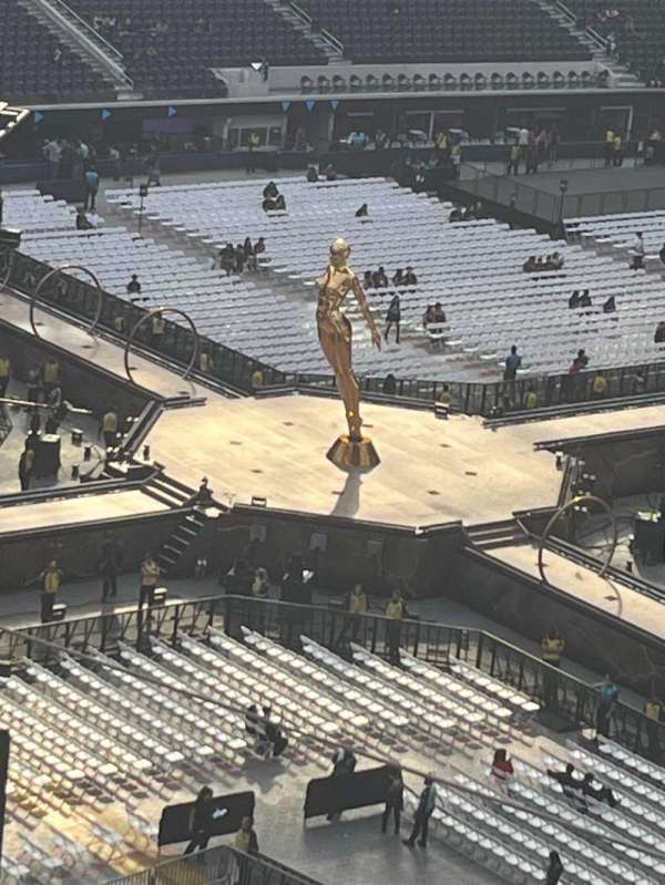 SoFi Stadium, section: 343, row: 3, seat: 14