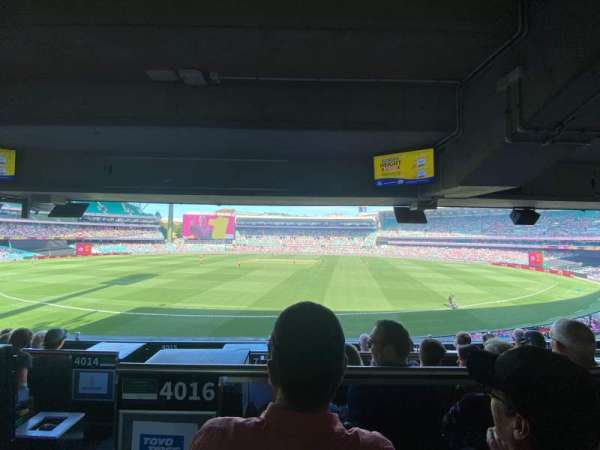 Sydney Cricket Ground, section: SDELUX17, row: F, seat: 282