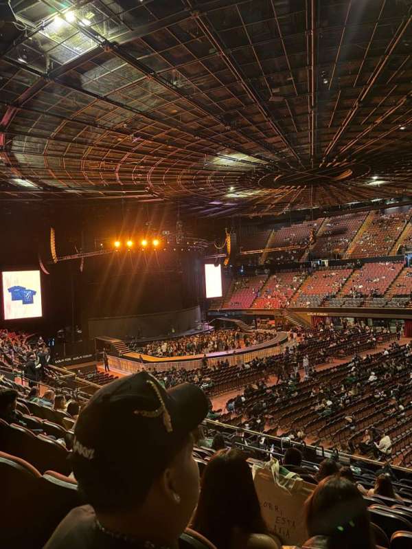 Kia Forum, section: 130, row: 15, seat: 12