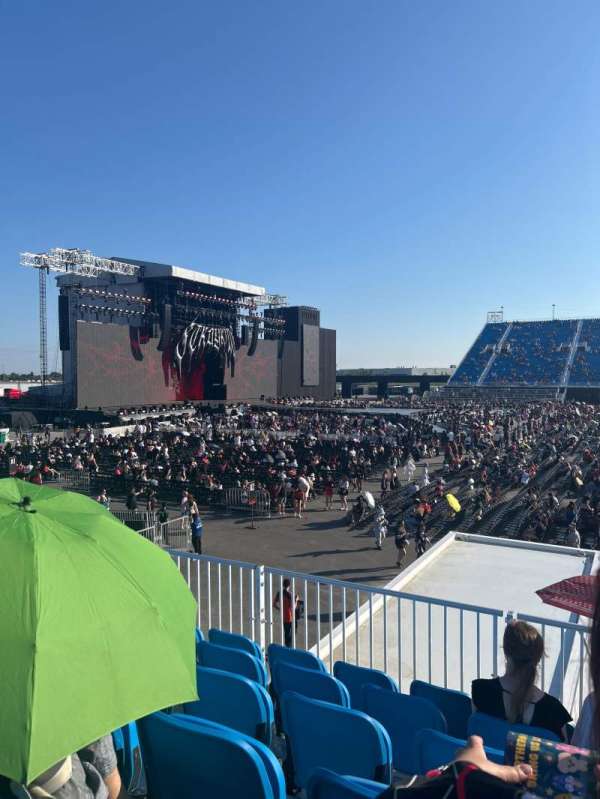 Rogers Stadium, section: E123, row: 6, seat: 7