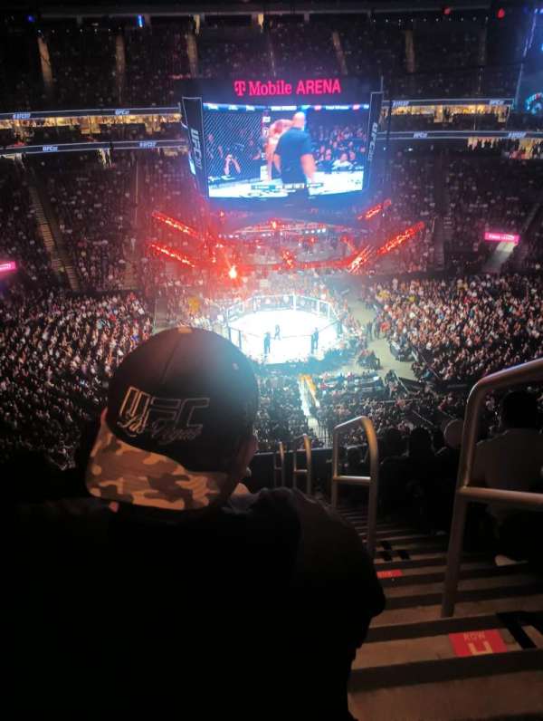 T-Mobile Arena, section: 222, row: J, seat: 18