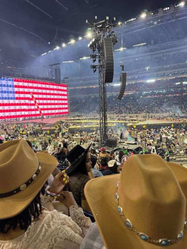 NRG Stadium, section: 104, row: T, seat: 13