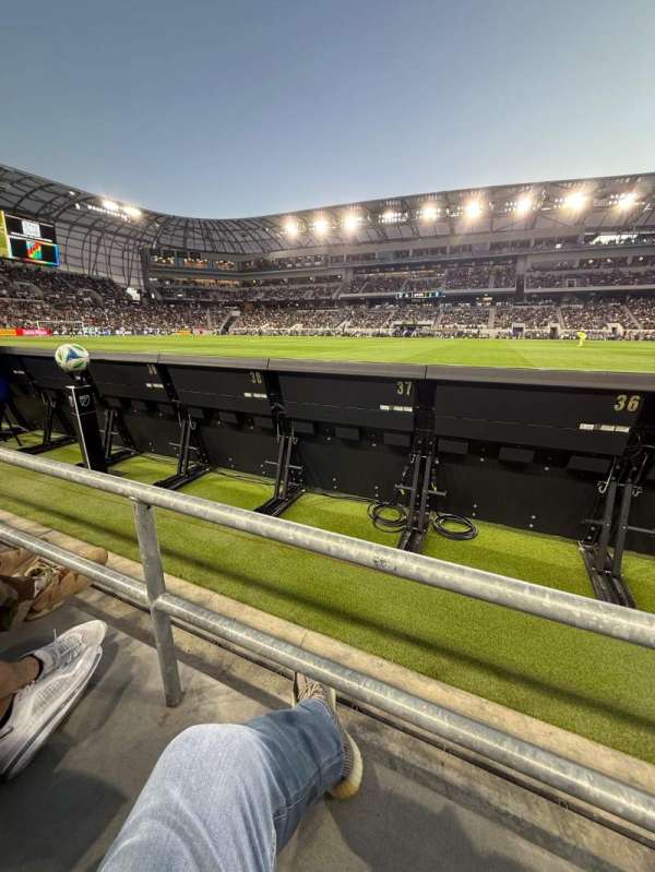 BMO Stadium, section: 111, row: A, seat: 14