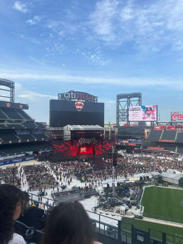 Citi Field, section: 421, row: 4, seat: 10