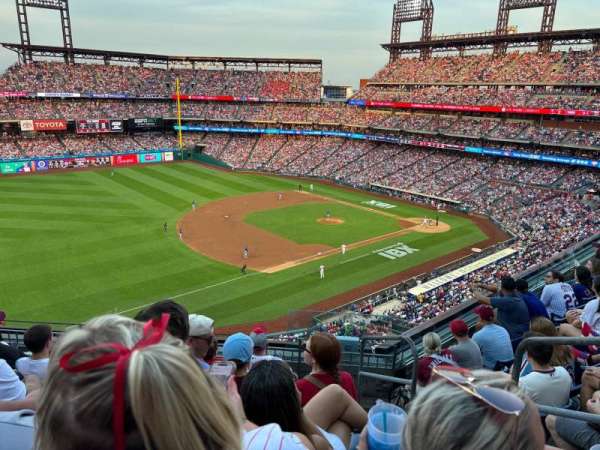 Citizens Bank Park, section: 330, row: 6, seat: 3