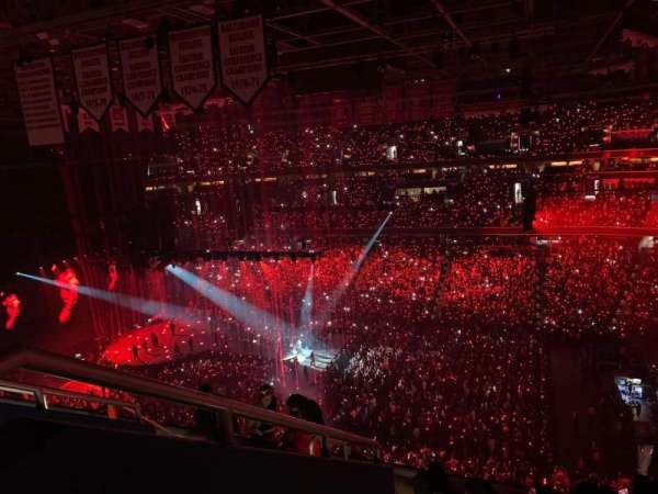 Capital One Arena, section: 402, row: G, seat: 4