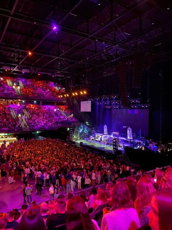 Ziggo Dome, section: 103, row: 11, seat: 64