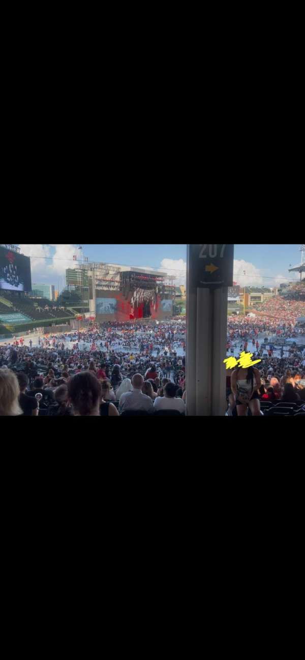 Wrigley Field, section: 206, row: 11, seat: 17