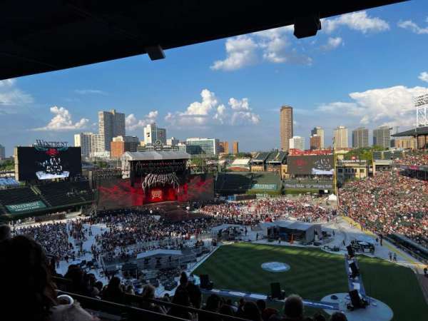 Wrigley Field, section: 413L, row: 2, seat: 15