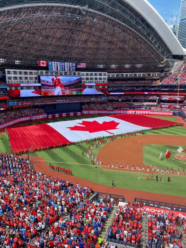 Rogers Centre, section: 530, row: 1, seat: 16