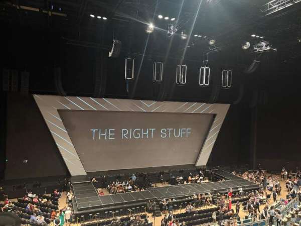 Dolby Live, section: 405, row: A