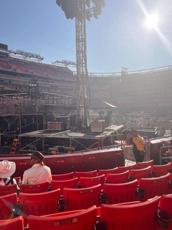Northwest Stadium, section: 127, row: 6, seat: 9