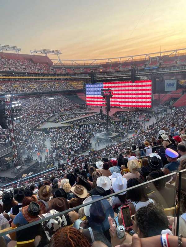 Northwest Stadium, section: 327, row: 10, seat: 12