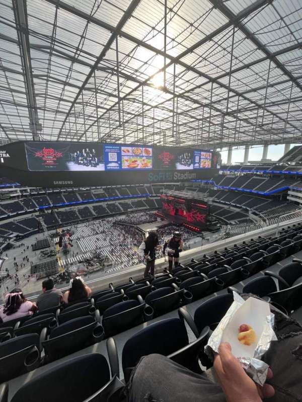 SoFi Stadium, section: 539, row: 5, seat: 13