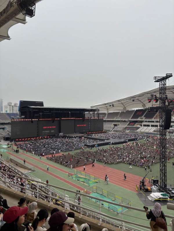 Goyang Stadium, section: E7, row: 7, seat: 32