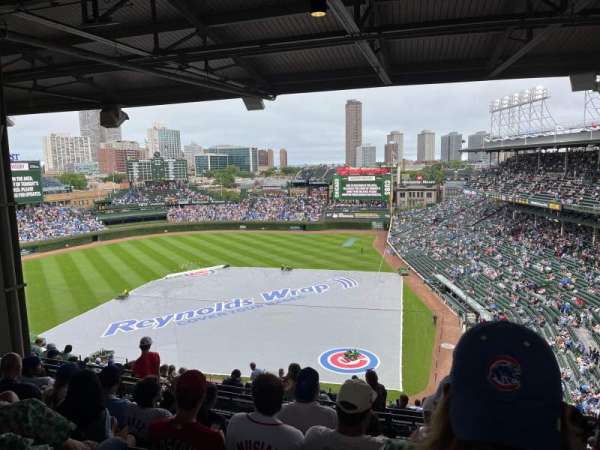 Wrigley Field, section: 414L, row: 6, seat: 14