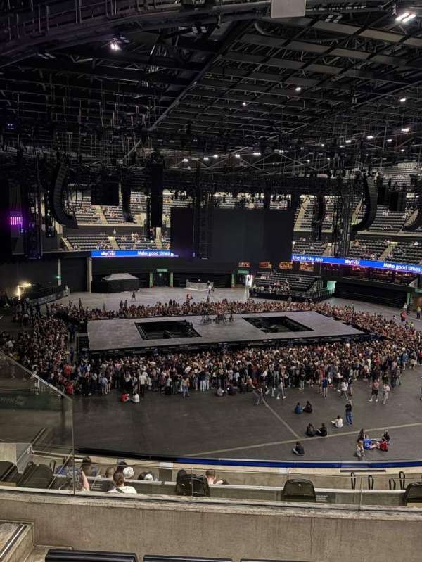 OVO Hydro, section: 221, row: L, seat: 11