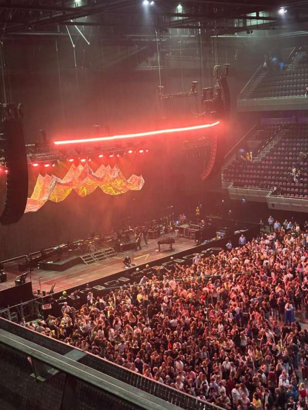 Ziggo Dome, section: 211, row: 3, seat: 375