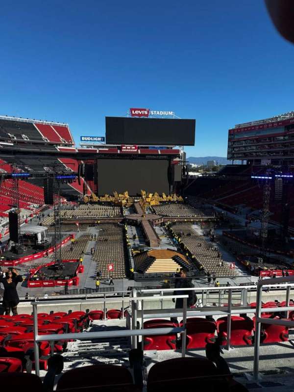 Levi's Stadium, section: 204, row: 10, seat: 2