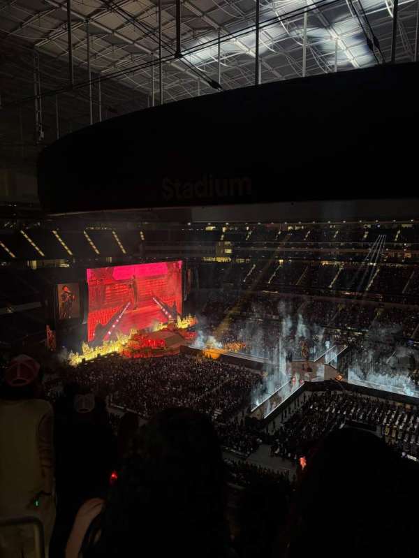 SoFi Stadium, section: 326, row: 5, seat: 11