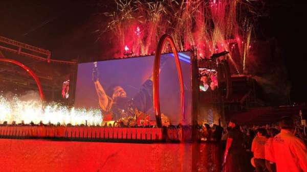 Levi's Stadium, section: FLR 7, row: 1, seat: 22