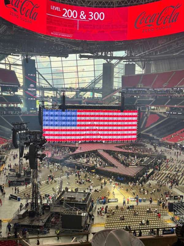 Mercedes-Benz Stadium, section: 226, row: 6, seat: 20