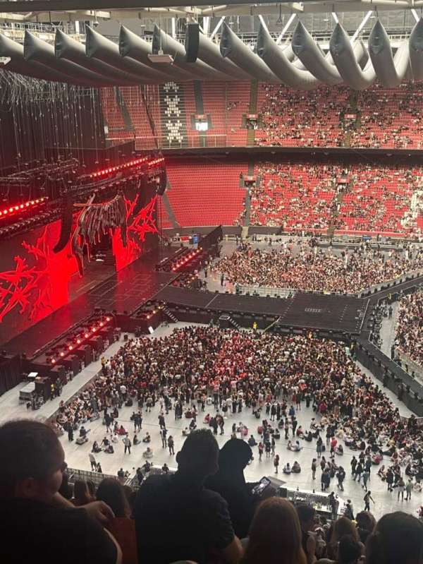 Johan Cruijff ArenA, section: 406, row: 26, seat: 136