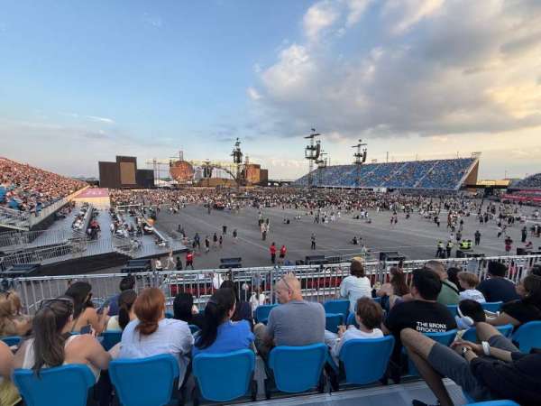 Rogers Stadium, section: N117, row: 5, seat: 14
