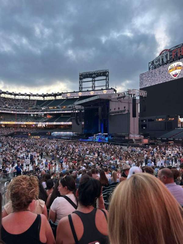 Citi Field, section: 106, row: 24, seat: 1
