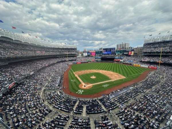 Yankee Stadium, section: 319, row: 1, seat: 12