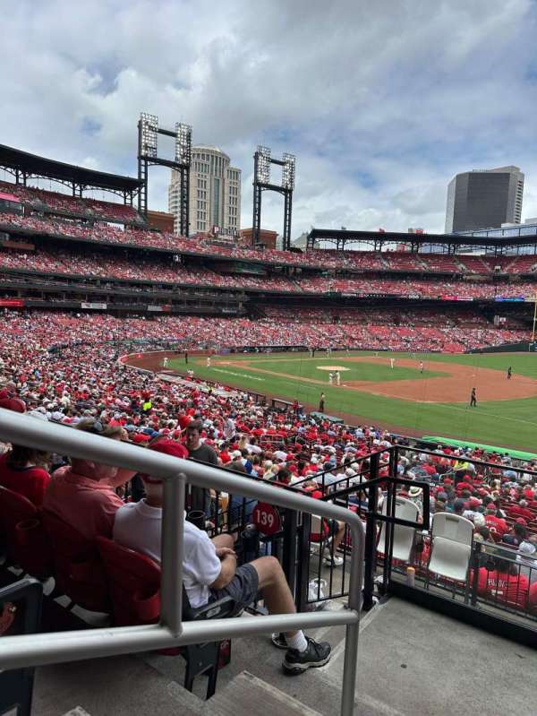 Busch Stadium, section: 137, row: 22, seat: 1
