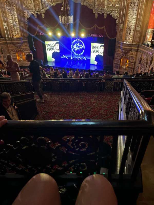 Fox Theatre, Detroit, section: Gallery B5, row: Q, seat: 510