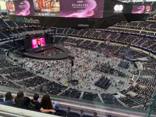 SoFi Stadium, section: 421, row: 4, seat: 3